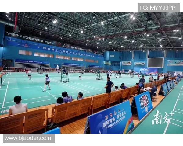 羽毛球赛事场地环境条件对运动员比赛竞技水平与表现差异的影响研究